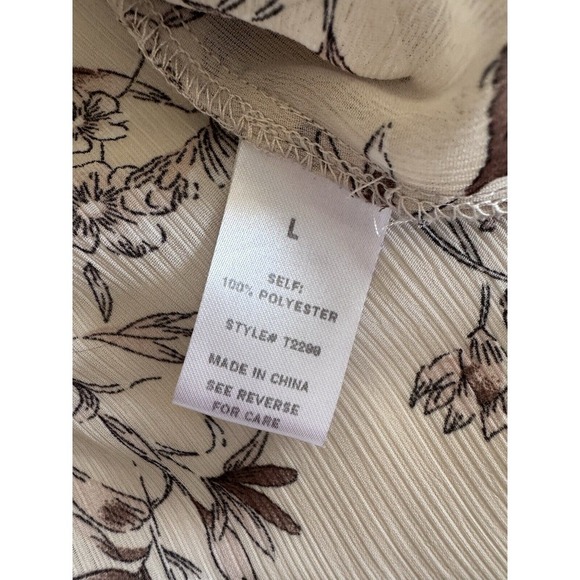 See and Be Seen Ivory Floral Long Sleeve Button Down, High/Low Size Large EUC - Picture 10 of 12
